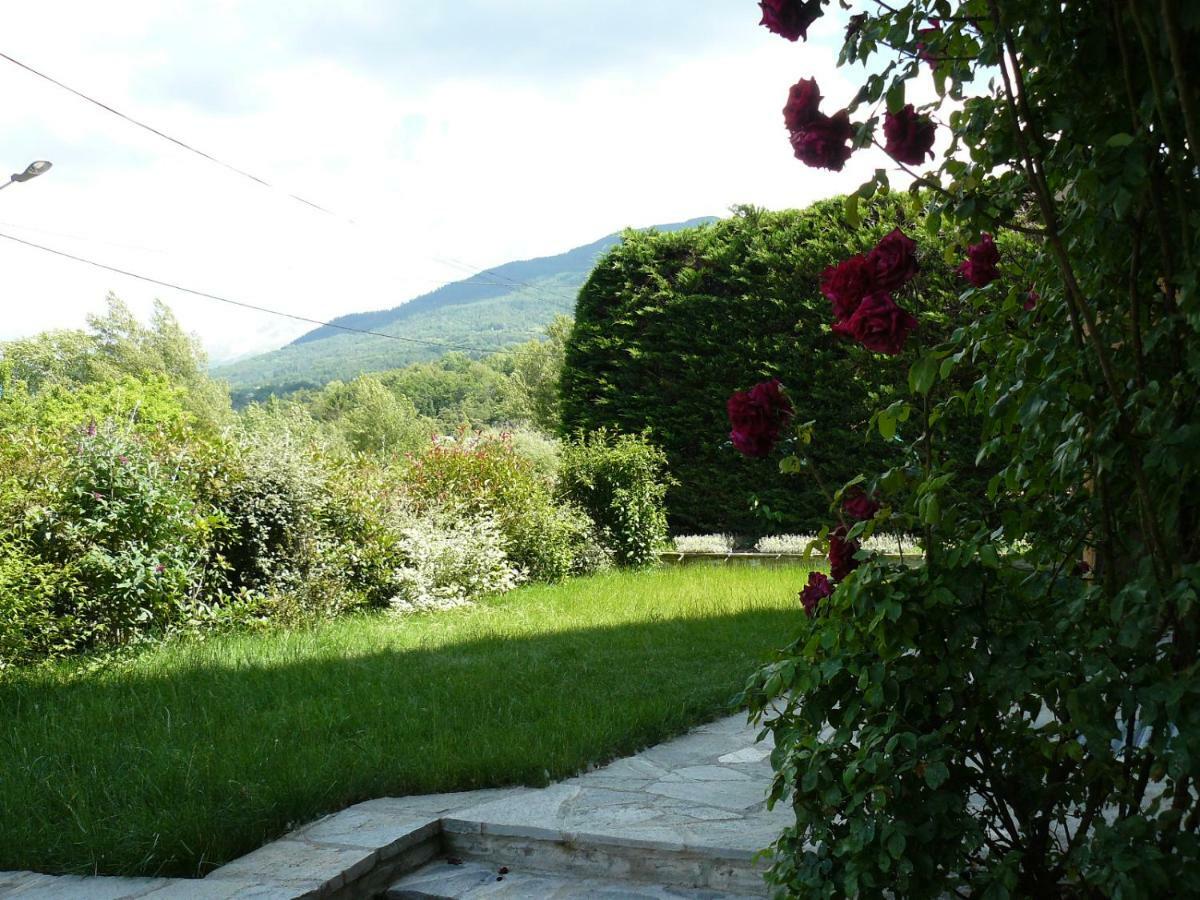 Appartement Dans Maison Entre Savines Et Embrun Crots Exterior photo